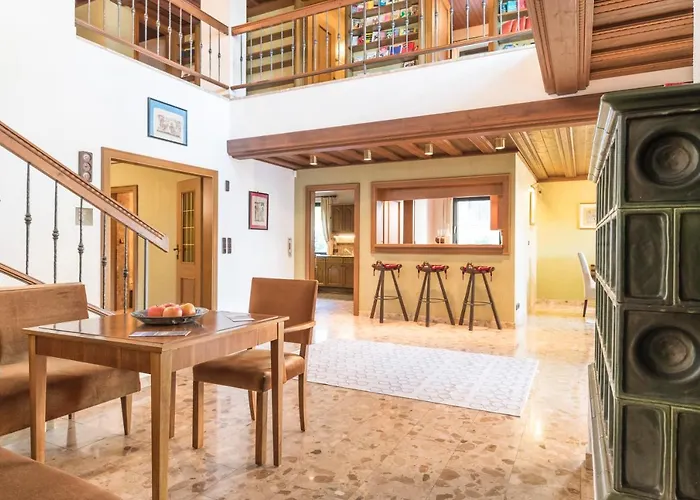Yes, It Is Retro - Big Villa With Indoor Pool
