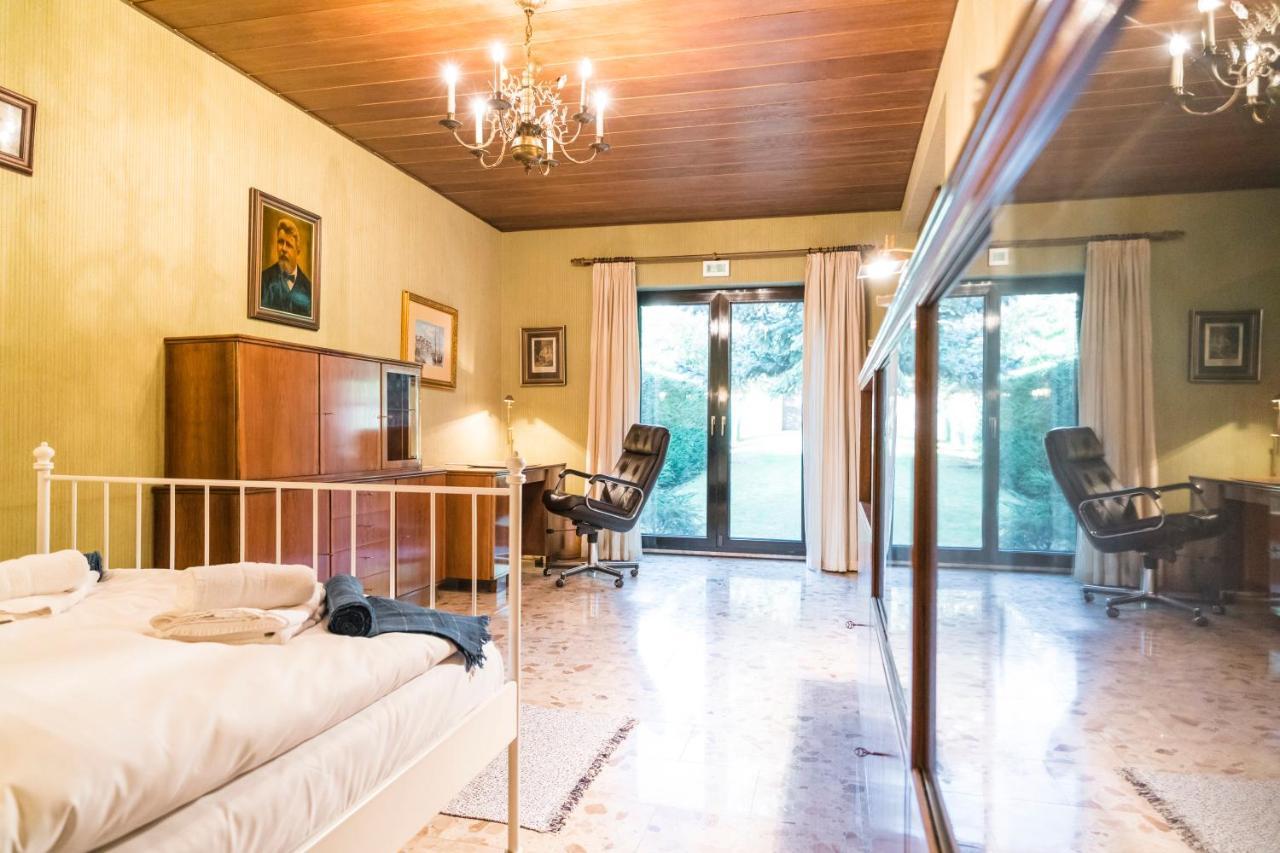 Villa Yes, It Is Retro - Big With Indoor Pool Wien